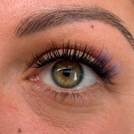 Mini boîte Mystique – Cils violets à pointe colorée