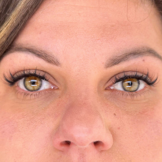 Cils effet WET LOOK - Regard brillant intense